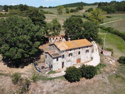 Casa Indipendente in vendita a Gubbio via Loc.Vallingegno