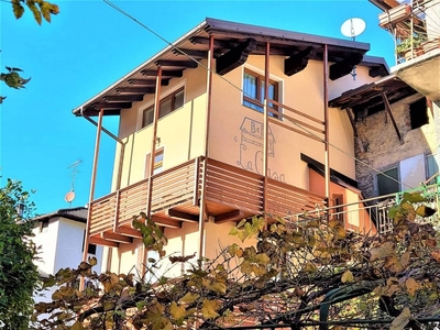 Casa Indipendente in vendita a Levico Terme via Miserere