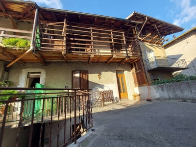 Casa Indipendente in vendita a Levico Terme via della Brozzara, 23