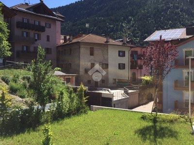 Casa Indipendente in vendita a Molveno via Cima Tosa, 17