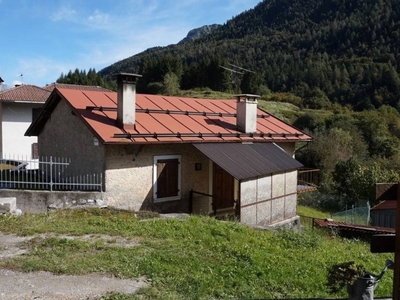 Casa Indipendente in vendita a Sella Giudicarie via sant'andrea, 22