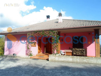 Casa singola in ottime condizioni, in vendita in Casamaruccia 6/a, Venarotta