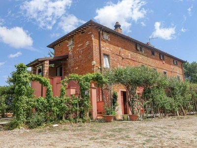 Casale in vendita a Castiglione del Lago località Caioncola 41