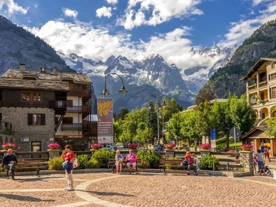 Chalet in vendita a Courmayeur