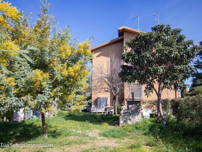 Villa Bifamiliare in vendita ad Attigliano via della Croce