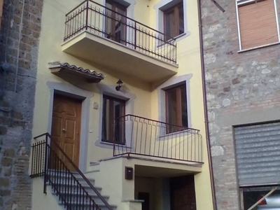 Villa in in vendita da privato a Fabro via della Fratta, 8