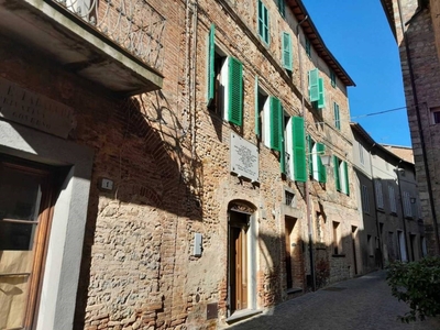 Villa in vendita a Monteleone d'Orvieto corso Vittorio Emanuele II n. 3