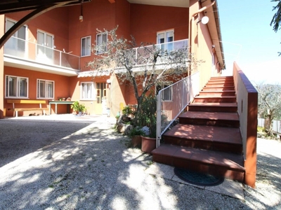 Villa Bifamiliare in vendita ad Acquasparta via Bruno Buozzi, 6