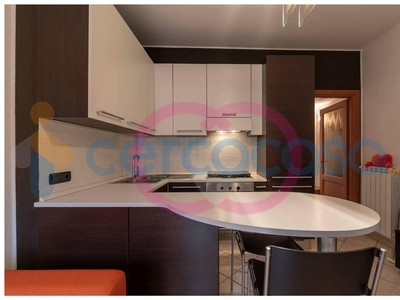 Appartamento Bilocale in affitto in Via Nuova Castagnabuona 54, Varazze