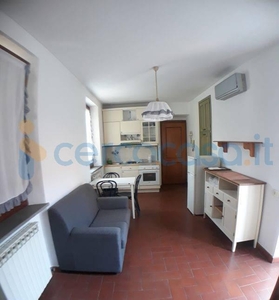 Appartamento Bilocale in ottime condizioni, in vendita in Via Goffredo Mameli, Gavi