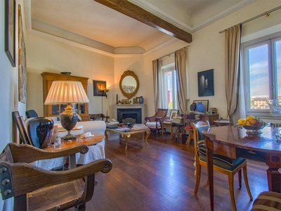 Appartamento di prestigio di 119 m² in vendita Firenze, Italia