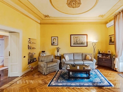 Appartamento di prestigio di 240 m² in vendita Corso 22 Marzo, 57, Milano, Lombardia