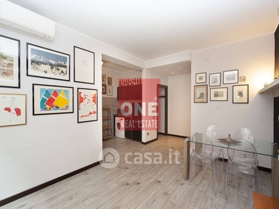 Appartamento in Affitto in Via California 7 a Milano