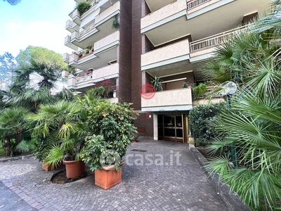 Appartamento in Affitto in Via Cassia a Roma