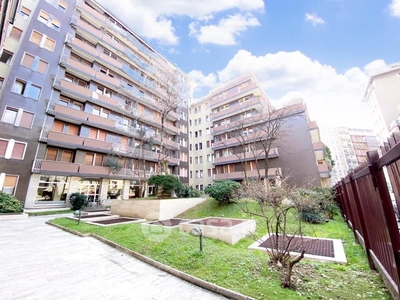 Appartamento in Affitto in Via Egadi a Milano