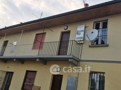 Appartamento in Affitto in Via Giosuè Carducci a Magenta