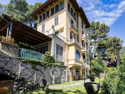 Appartamento in Affitto in Viale Privato Benedetto Costa 24 a Santa Margherita Ligure