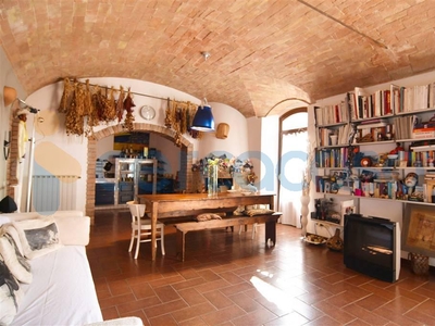 Appartamento Quadrilocale in ottime condizioni in vendita a San Gimignano
