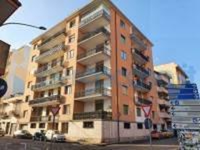 Appartamento Quadrilocale in vendita in Via Grazia Balsamo, Brindisi
