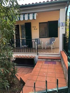 Appartamento residenziale buono/abitabile Porto Azzurro altre zone