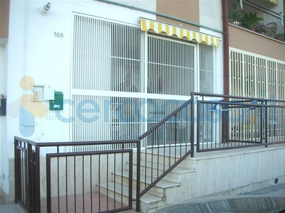 Appartamento Trilocale in vendita in Via Falcone 168, Canosa Di Puglia