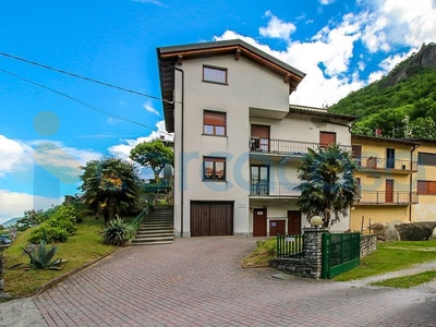 Appartamento Trilocale in vendita in Via Località Olgiasca, Colico