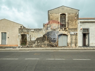 Casa indipendente di 127 mq a Sant'Agata li Battiati