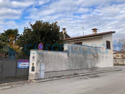 Casa singola in vendita in Carso 12, Gorizia