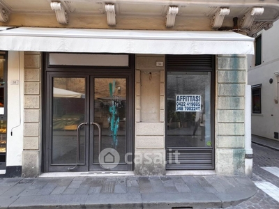 Negozio/Locale commerciale in Affitto in Calmaggiore 56 a Treviso