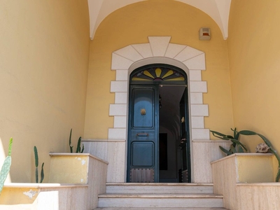 Palazzo di 500 m² in vendita via roma, Torre Santa Susanna, Brindisi, Puglia