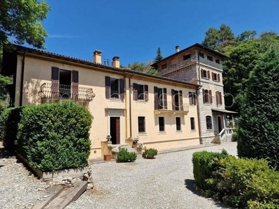Prestigiosa villa di 1000 mq in vendita, Como, Lombardia