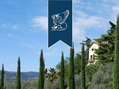 Prestigiosa villa di 700 mq in vendita Arezzo, Italia
