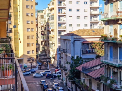 Quadrilocale in vendita, Catania viale m. rapisardi - lavaggi