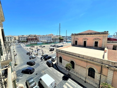 Quadrilocale vista mare, Siracusa ortigia