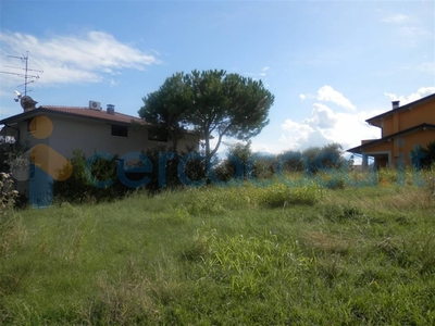 Terreno edificabile in vendita in Via Lago Lucone 5, Polpenazze Del Garda
