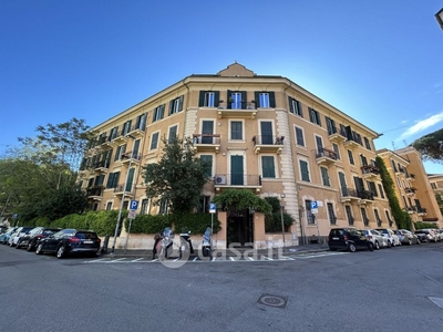 Ufficio in Affitto in Via Corsica a Roma