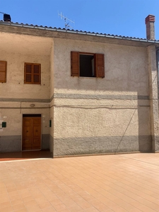 Vendita Casa semi indipendente, in zona CORVARO, BORGOROSE