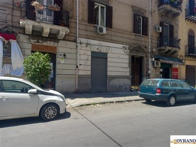 Vendita Locale commerciale a Palermo