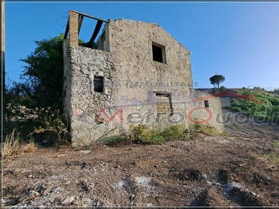 Vendita Rustico casale, in zona A 6 ZONA ZONA USCITA CALTANISSETTA, CANICATTI'