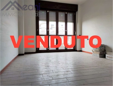 VENDUTO - 3 LOCALI, CUCINA ABITABILE E 2 BALCONI!