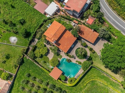Prestigiosa villa di 350 mq in vendita Via Monteruscello, 35, Pozzuoli, Campania
