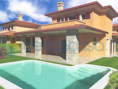 Villa di nuova costruzione, in vendita in Via Dei Colli, Manerba Del Garda