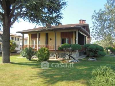 Villa in Affitto in Via Osoppo 4 a San Daniele del Friuli