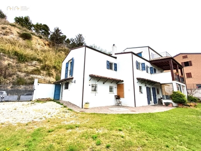 Villa unifamigliare di 300 mq a Ripatransone