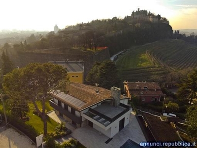 Ville, villette, terratetti Brescia Via San Gaetanino cucina: Abitabile,