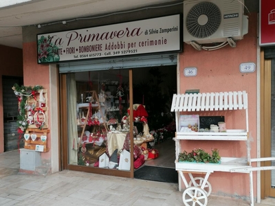 azienda commerciale in vendita a Pitigliano