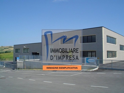 capannone industriale in vendita a Fidenza