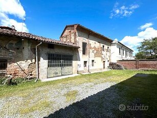 Alessandria lobbi casa con giardino