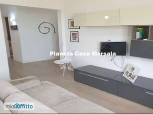 Appartamento arredato con terrazzo Centro urbano