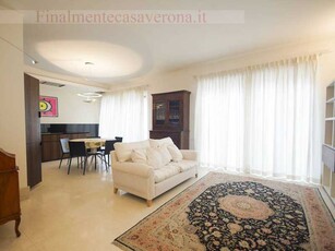Appartamento in Affitto ad Verona - 1500 Euro
